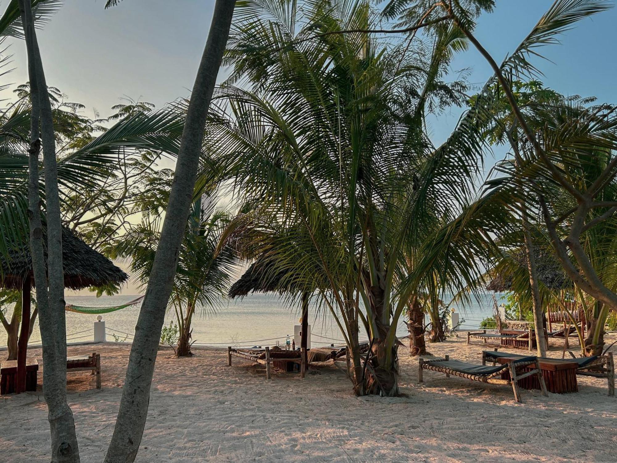 Hotel Kidoti Bay Exterior foto